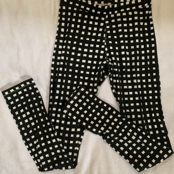 H&M Black and White Patterned Leggings - Picture 1 of 4
